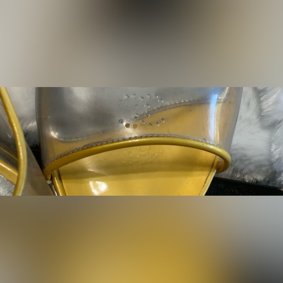 Chanel Enamel Platform Heels Size 38.5 - Picture 6 of 11